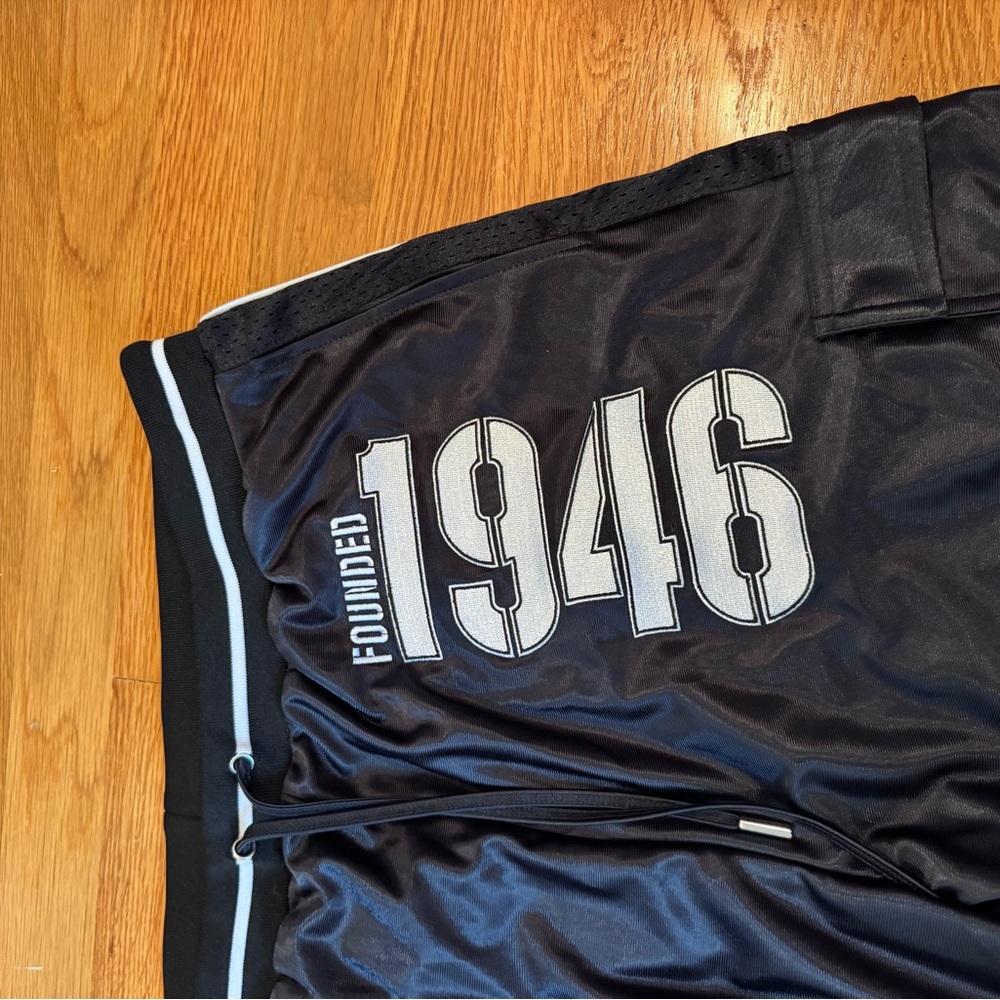 Off Season NBA Nylon Track Pant in Black Los Angeles - Picture 15 of 16